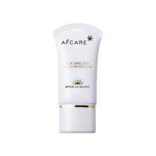 Fábrica atacado protetor solar branqueador à prova d &#39;água anti-ultravioleta refrescante corporal SPF 50 creme protetor solar de marca própria